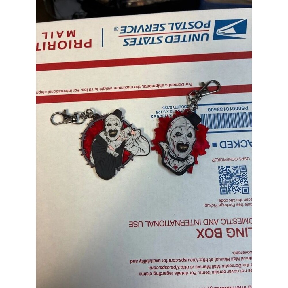 Two terrifier keychains - Picture 1 of 1